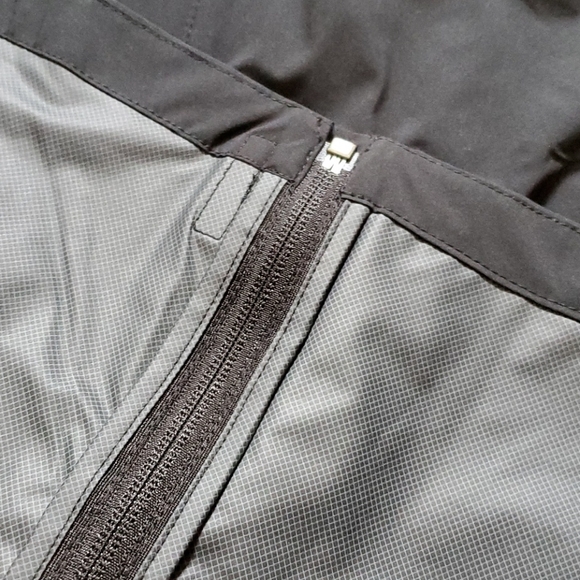 🆕️ 32 DEGREE MEN'S BLACK LIGHTWEIGHT JACKET - Picture 8 of 10